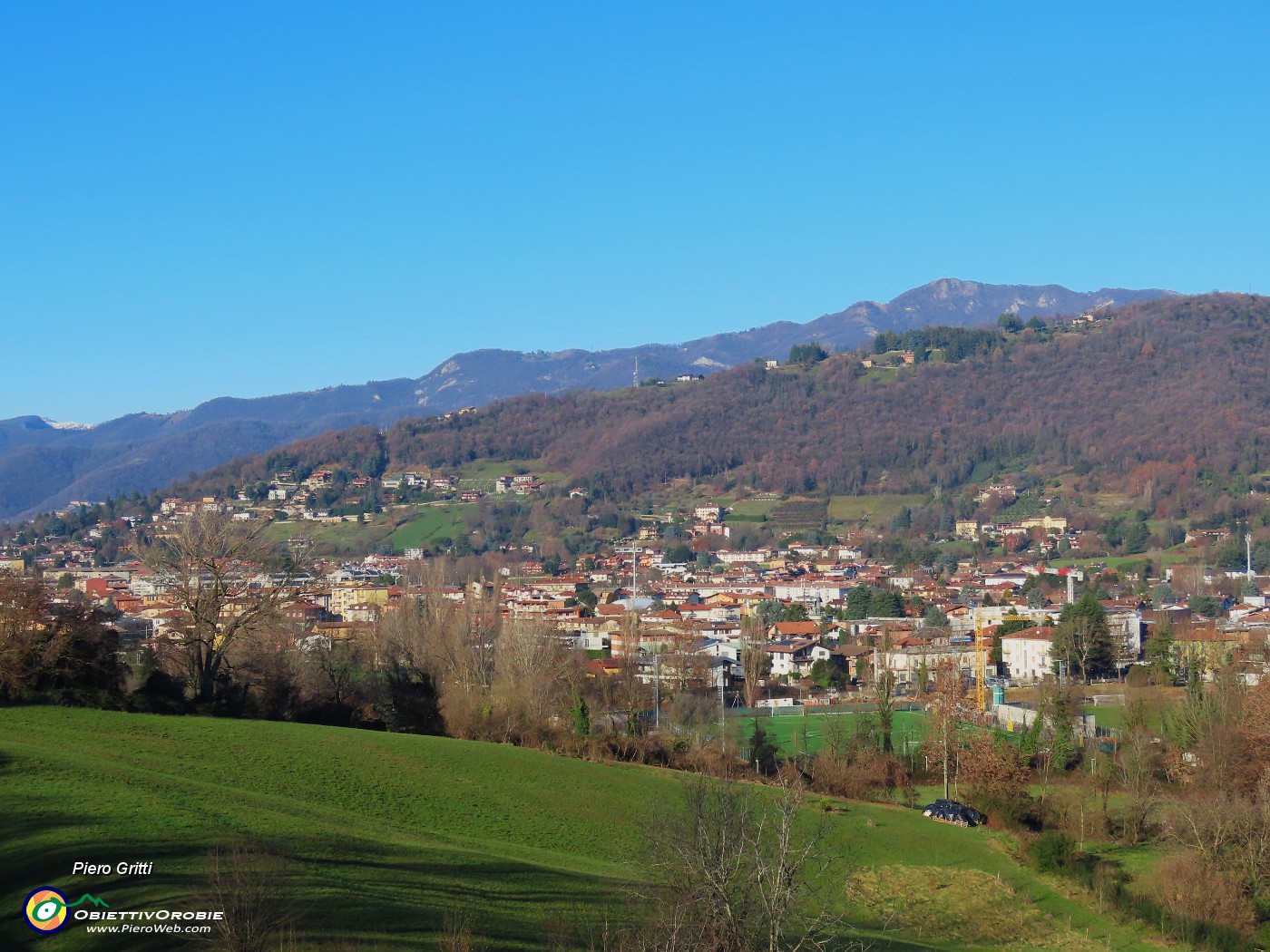 13 Dal Baluardo di Sant'Agostino bella vista verso Maresana e Canto Alto.JPG